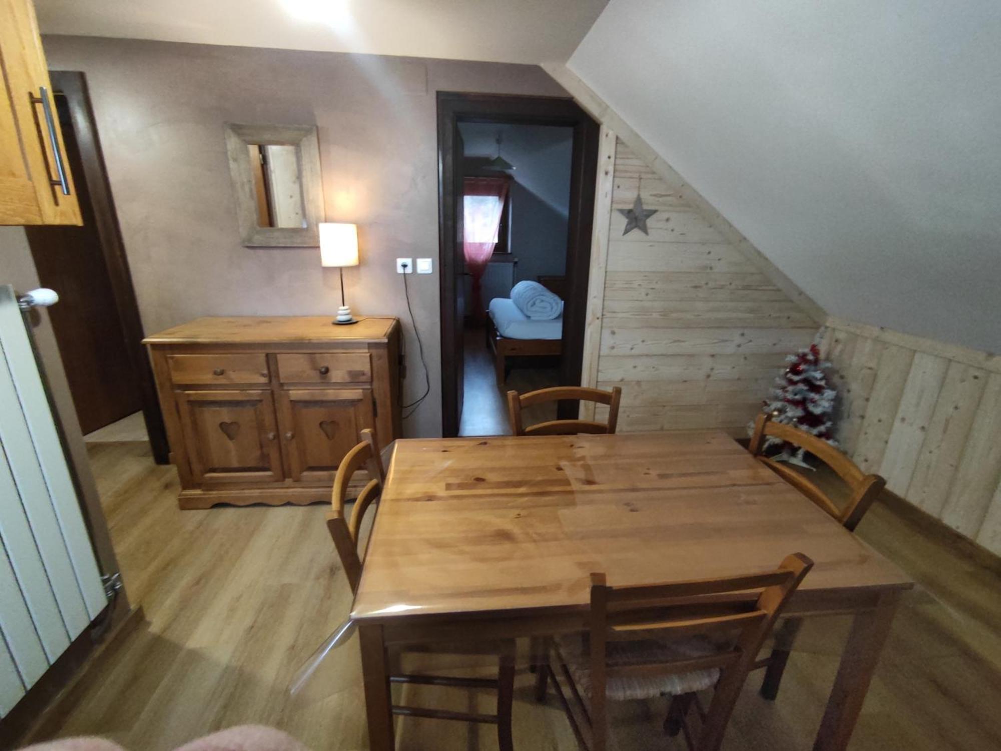 A L'Oree Du Bois Dommartin-lès-Remiremont Kamer foto