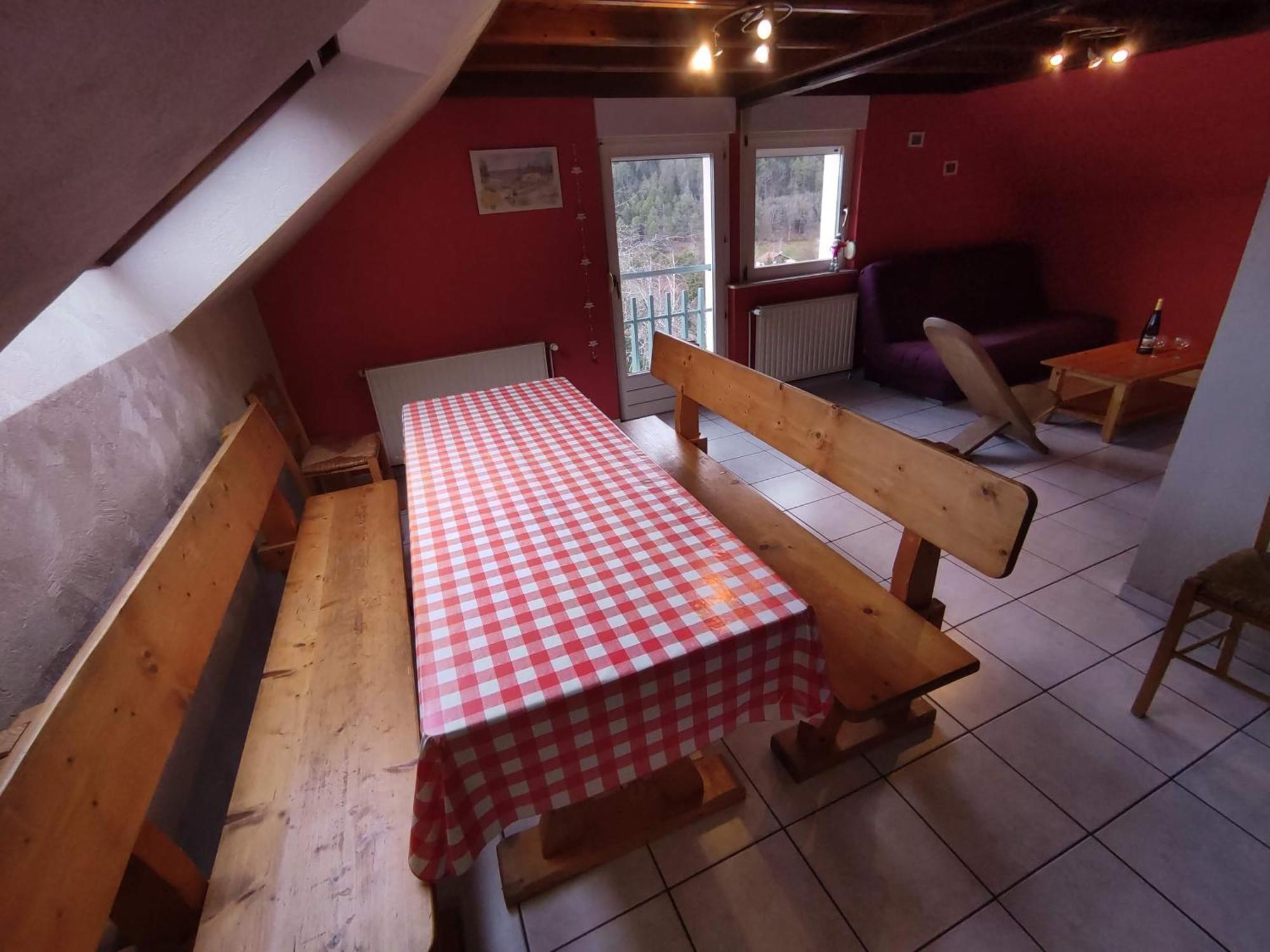 A L'Oree Du Bois Dommartin-lès-Remiremont Kamer foto